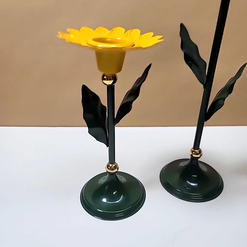 Set of‎ 3 Yellow/Green Metal Sunflower/Daisy Candlestick Holders-Cottage-Spring